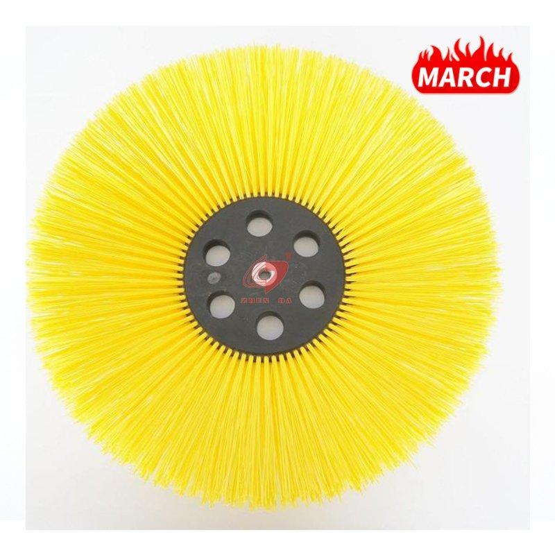 Щетка для уборки дорожек с поворотным боковым валиком 445*750мм (арт. 25-1408239)