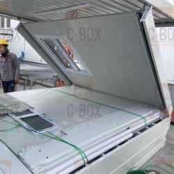 Мини-дом из контейнера для торгового центра на улице (арт. 25-30072132)