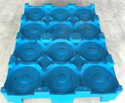 Паллет пластиковый для 12 бутылей 5 галлонов двусторонний (арт. 25-5081571)