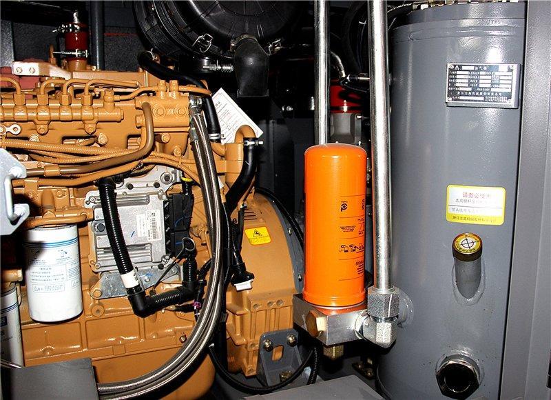 Компрессор дизельный портативный с воздушным охлаждением 153KW (арт. 25-5081929)