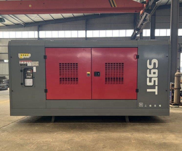 Компрессор винтовой дизельный стационарный для буровой установки (арт. 25-5081982)