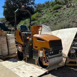 Каток вибрационный гидравлический однобарабанный 1-12 тонн (арт. 25-5082452)