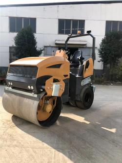 Каток дорожный комбинированный 4-5 тонн резиновые шины (арт. 25-5082500)