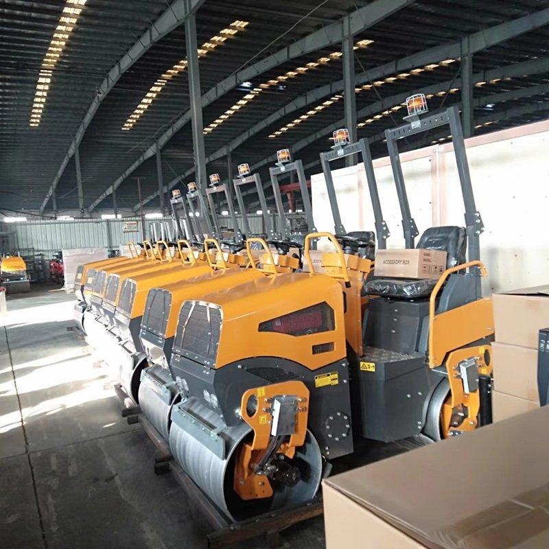 Каток дорожный вибрационный с одинарным и двойным барабаном (арт. 25-5082516)