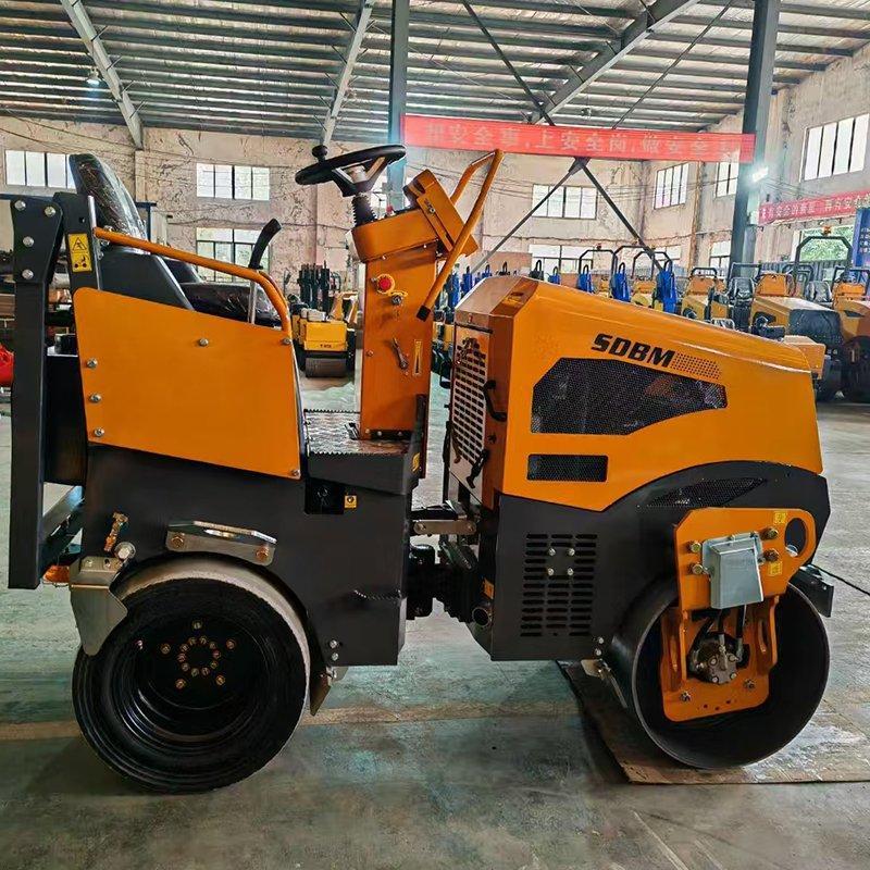 Каток дорожный мини вибрационный гидравлический 2 тонны (арт. 25-5082572)