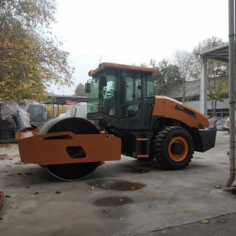 Каток дорожный вибрационный асфальтовый 6-12 тонн (арт. 25-5082618)