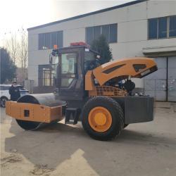 Каток дорожный вибрационный гидравлический с кабиной (арт. 25-5082627)