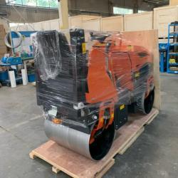 Уплотнитель гидравлический вибрационный для асфальта 1 т (арт. 25-5082664)