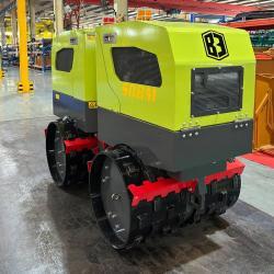 Каток траншейный вибрационный дизельный с пультом (арт. 25-5082669)