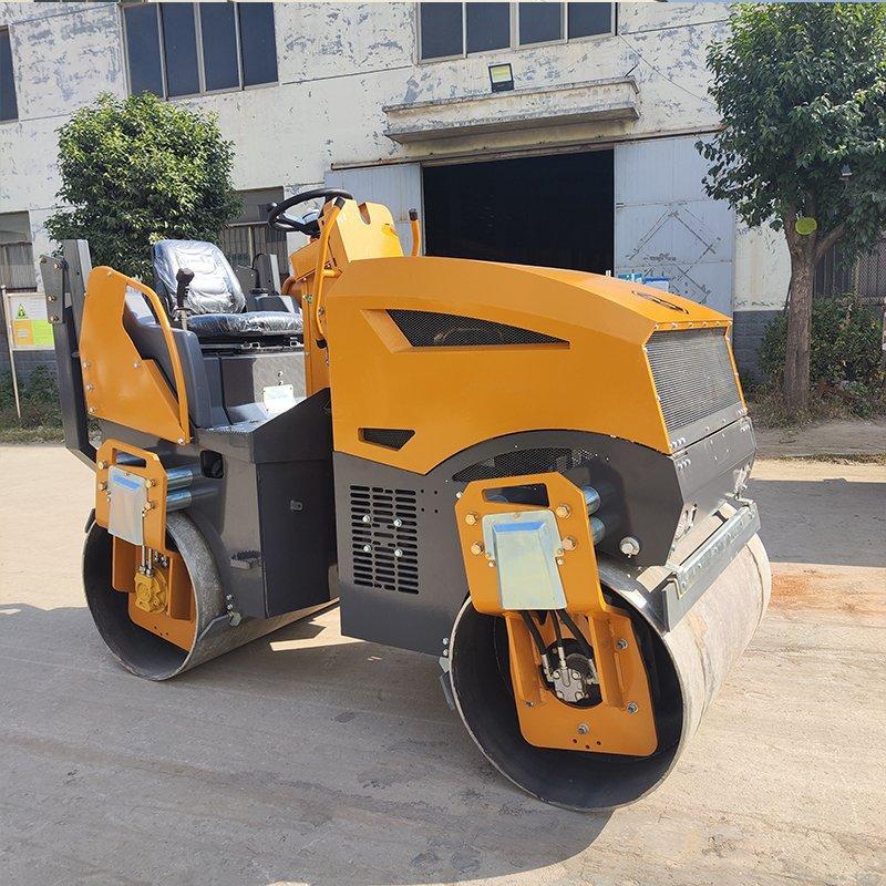 Каток дорожный гидравлический с дистанционным управлением 1.8-12 т (арт. 25-5082685)