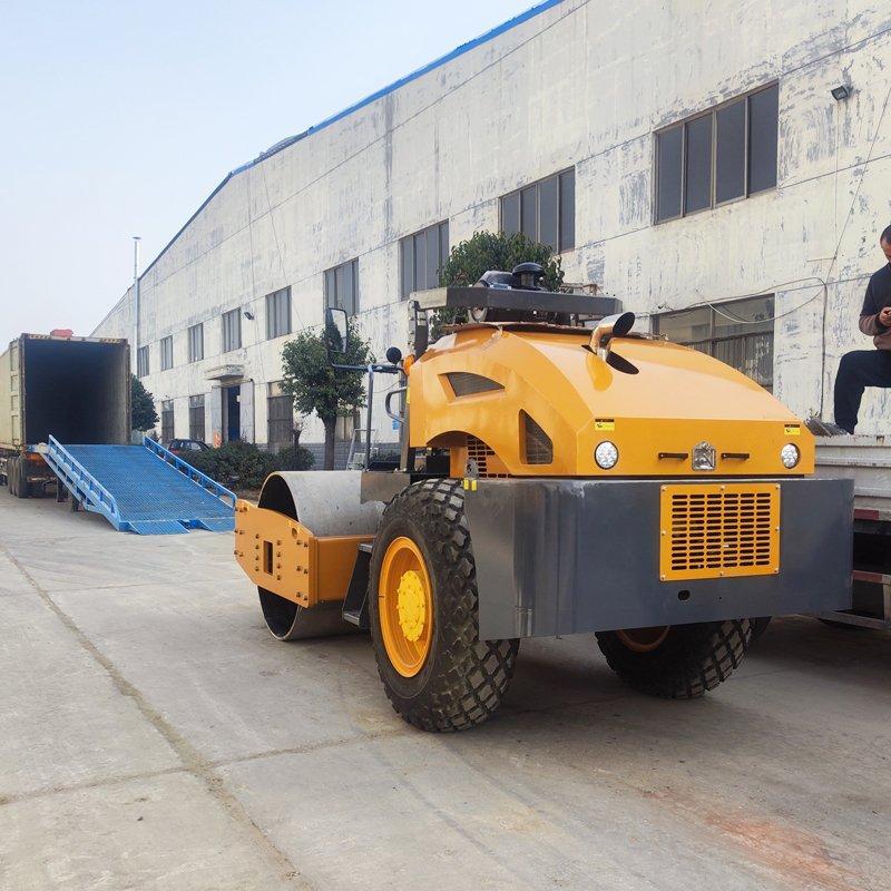 Каток дорожный самоходный 8 тонн асфальтовый CE EPA (арт. 25-5082823)