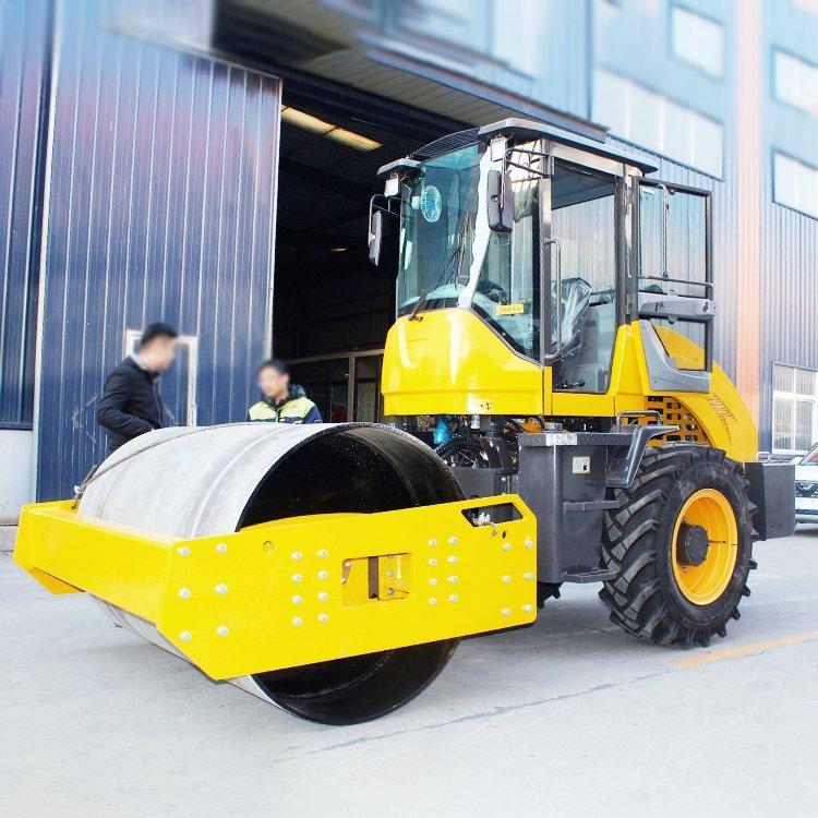 Каток дорожный мини вибрационный двухвальцовый (арт. 25-5083080)