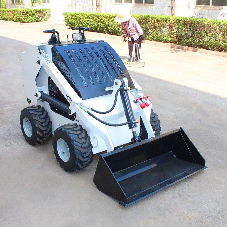 Погрузчик мини гусеничный с передним ковшом и двигателем (арт. 25-5083147)