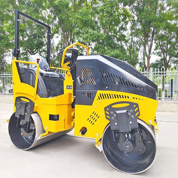 Каток дорожный вибрационный дизельный 3 тонны (арт. 25-5083235)