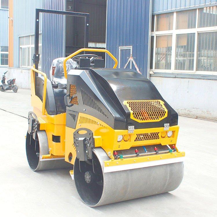 Каток вибрационный гидравлический самоходный 3 тонны (арт. 25-5083240)