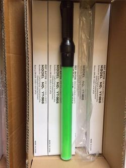 Светодиодный жезл сигнальный красно-зеленый перезаряжаемый (арт. 25-5083381)