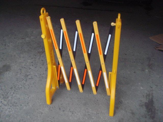 Барьер дорожный пластиковый складной 100*200 см портативный (арт. 25-5083415)