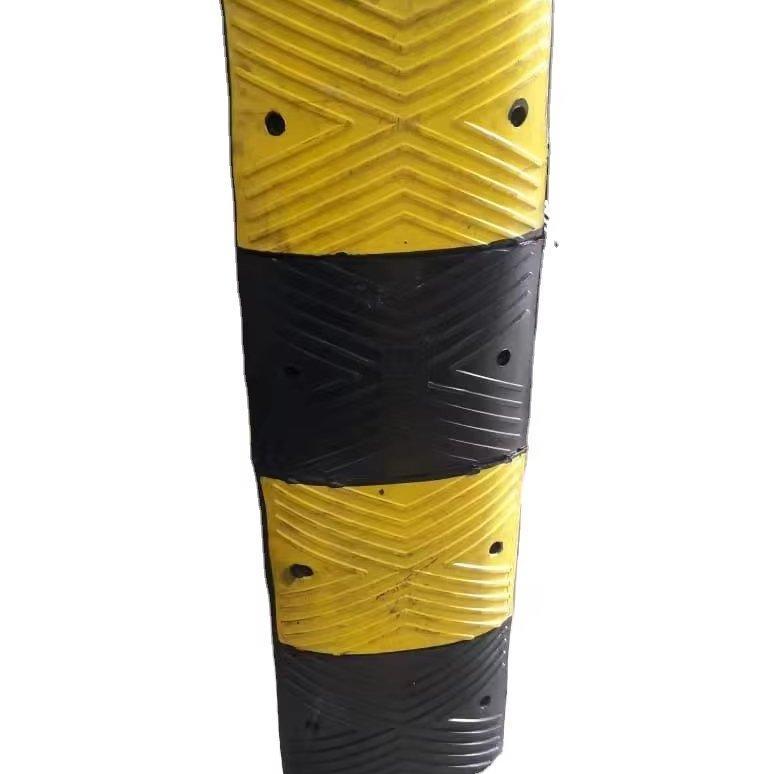 Лежачий полицейский резиновый дорожный 1000x300x70 мм (арт. 25-5083593)