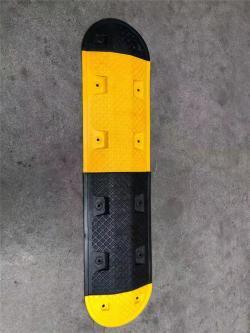 Лежачий полицейский пластиковый высококачественный (арт. 25-5083653)