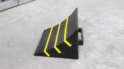 Упор резиновый для колес черно-желтый парковочный (арт. 25-5083657)