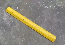 Лежачий полицейский резиновый противоударный желто-черный мини (арт. 25-5083703)