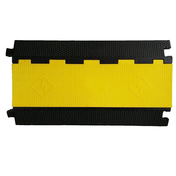 Кабельный защитный кожух резиновый 5-канальный желтый (арт. 25-5083777)