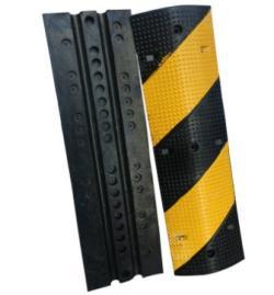 Лежачий полицейский резиновый двухканальный уличный (арт. 25-5083816)