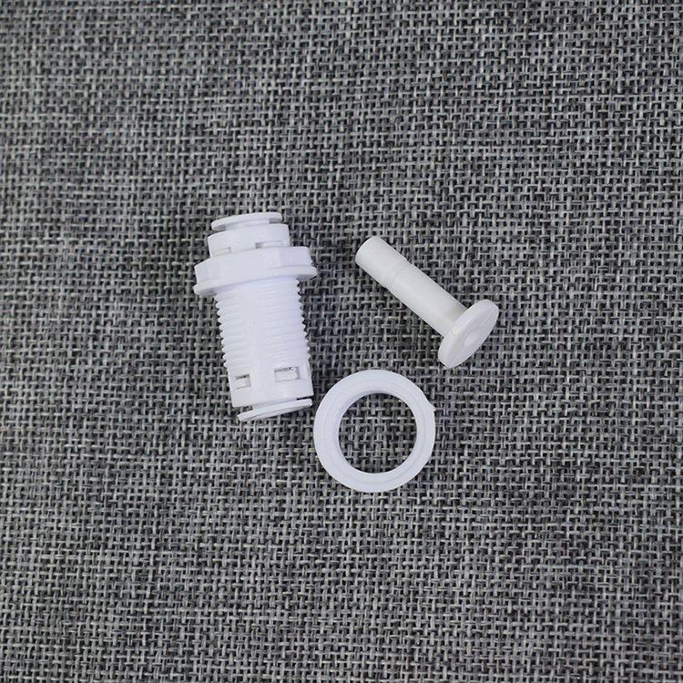 Коробка настенная для чистой воды с пластиковым фитингом (арт. 25-5084998)