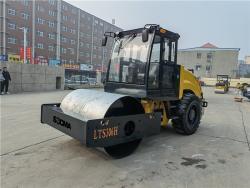 Каток дорожный вибрационный механический 8 тонн с ядром мотора (арт. 25-5085297)