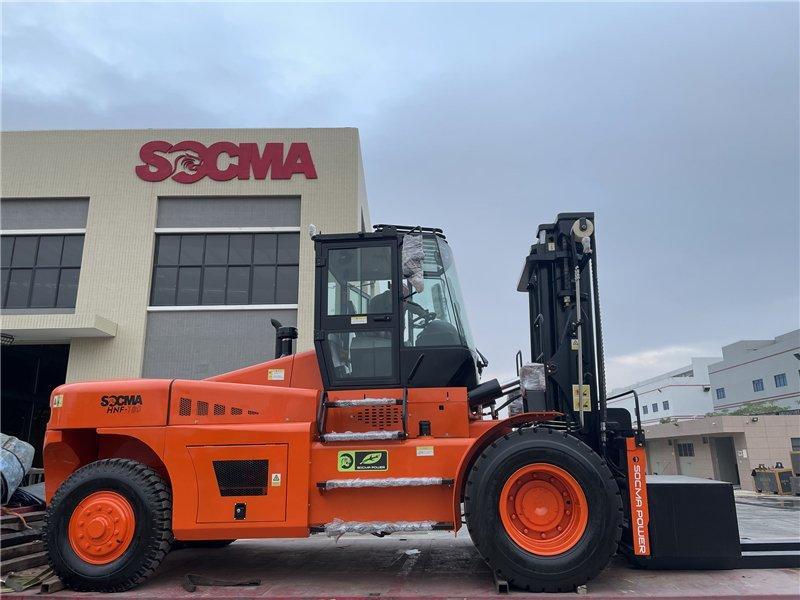 Погрузчик дизельный 18 тонн для тяжёлых грузов SOCMA (арт. 25-5085312)