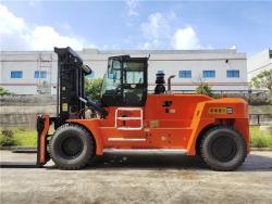 Погрузчик дизельный тяжелый 25 тонн с высотой подъема 7 м (арт. 25-5085382)