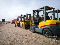 Погрузчик дизельный и газовый с японским двигателем 2-3 тонны (арт. 25-5085400)