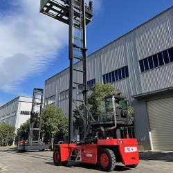 Погрузчик электрический портовый контейнерный штабелер (арт. 25-5085468)