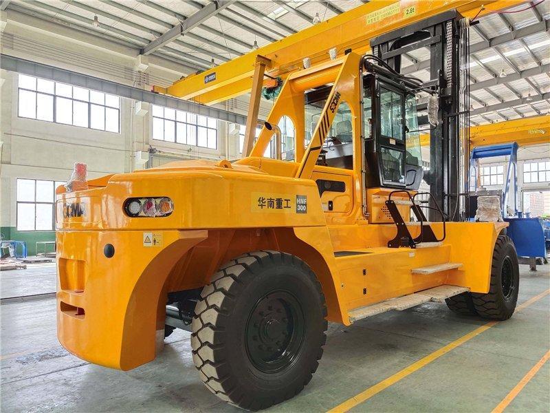 Погрузчик дизельный тяжелый для контейнеров 25-50 тонн (арт. 25-5085502)