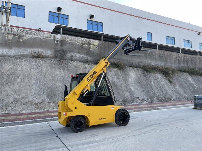 Погрузчик телескопический мини 3 тонны 4 м с насадками (арт. 25-5085530)