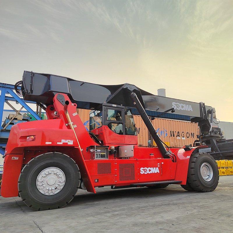 Штабелер контейнерный электрический 40т 9 уровней 45 тонн (арт. 25-5085535)