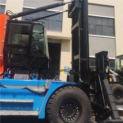 Погрузчик с основным мотором и компонентами коробки передач (арт. 25-5085557)