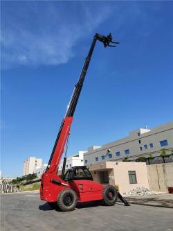 Погрузчик телескопический 7 тонн 17 метров SOCMA (арт. 25-5085610)