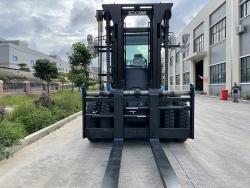 Погрузчик электрический грузоподъемностью 10 тонн (арт. 25-5085639)