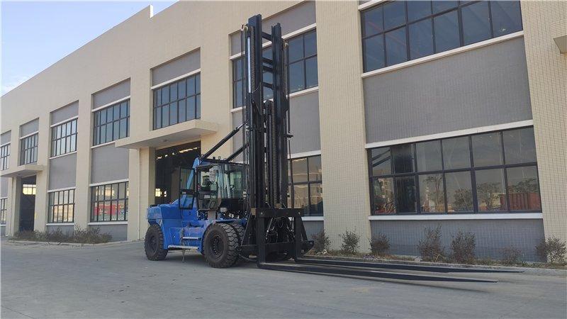 Вилочный погрузчик сухой стекировки для марин 25 тонн (арт. 25-5085660)