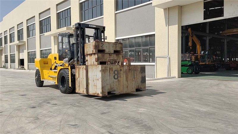 Погрузчик дизельный тяжелый 16 т с высотой подъема 4.6 м (арт. 25-5085737)