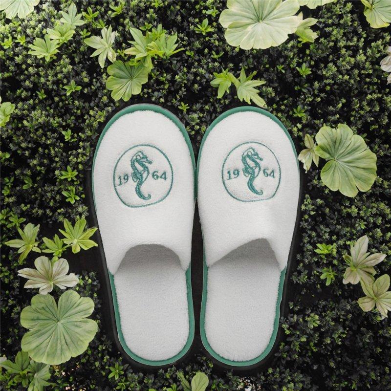 Тапочки велюровые экофрендли с вышивкой для спа и отелей (арт. 25-5085746)