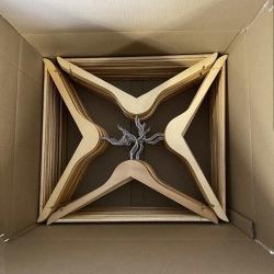 Вешалка деревянная круглая коричневая для одежды (арт. 25-5085750)