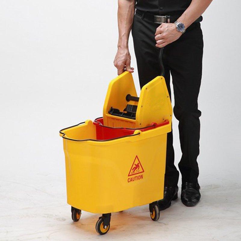 Тележка уборочная пластиковая многофункциональная с ведром (арт. 25-5085998)