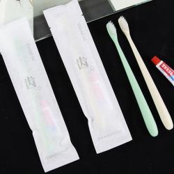 Набор аксессуаров для отеля с эко тапочками и логотипом (арт. 25-5086073)