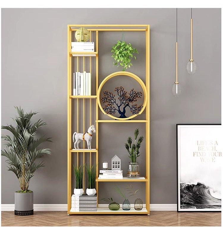 Стеллаж для косметики с полками для макияжа в магазине (арт. 25-19080076)