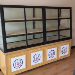 Шкаф витрина для выпечки деревянный на заказ (арт. 25-19080106)