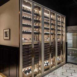 Шкаф-витрина для сигарет с подсветкой LED и полками (арт. 25-19080213)