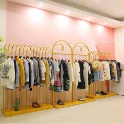 Стойка для одежды металлическая золотая блестящая (арт. 25-19080404)