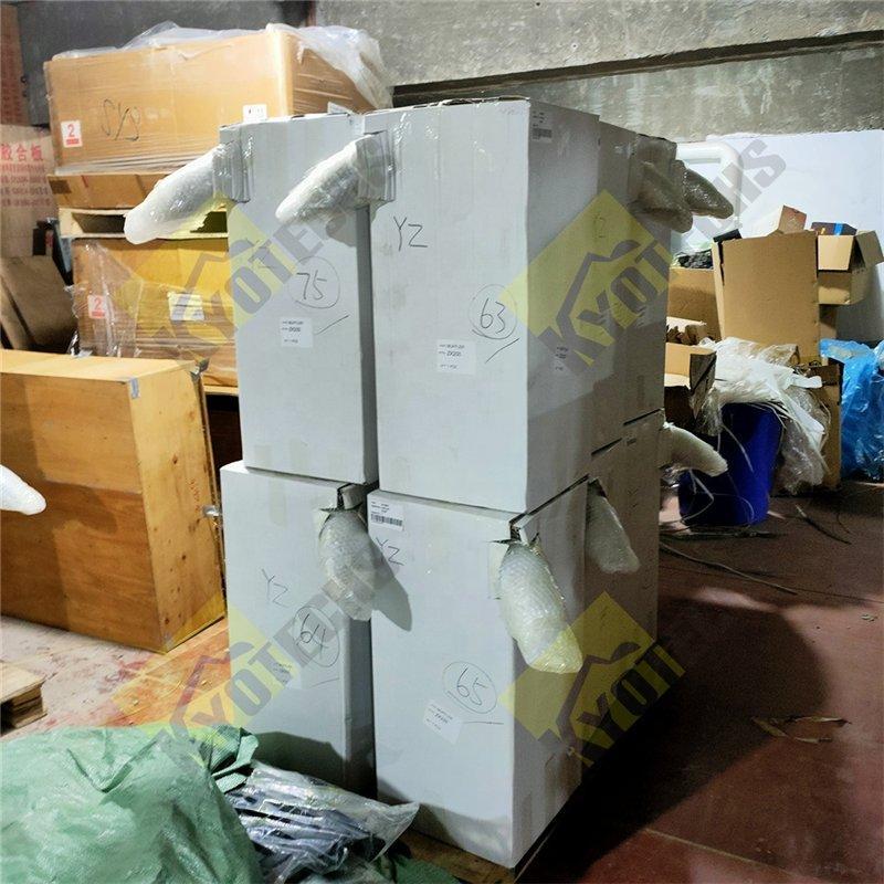 Глушитель для экскаватора Hitachi ZX200 4416602 (арт. 25-19080537)